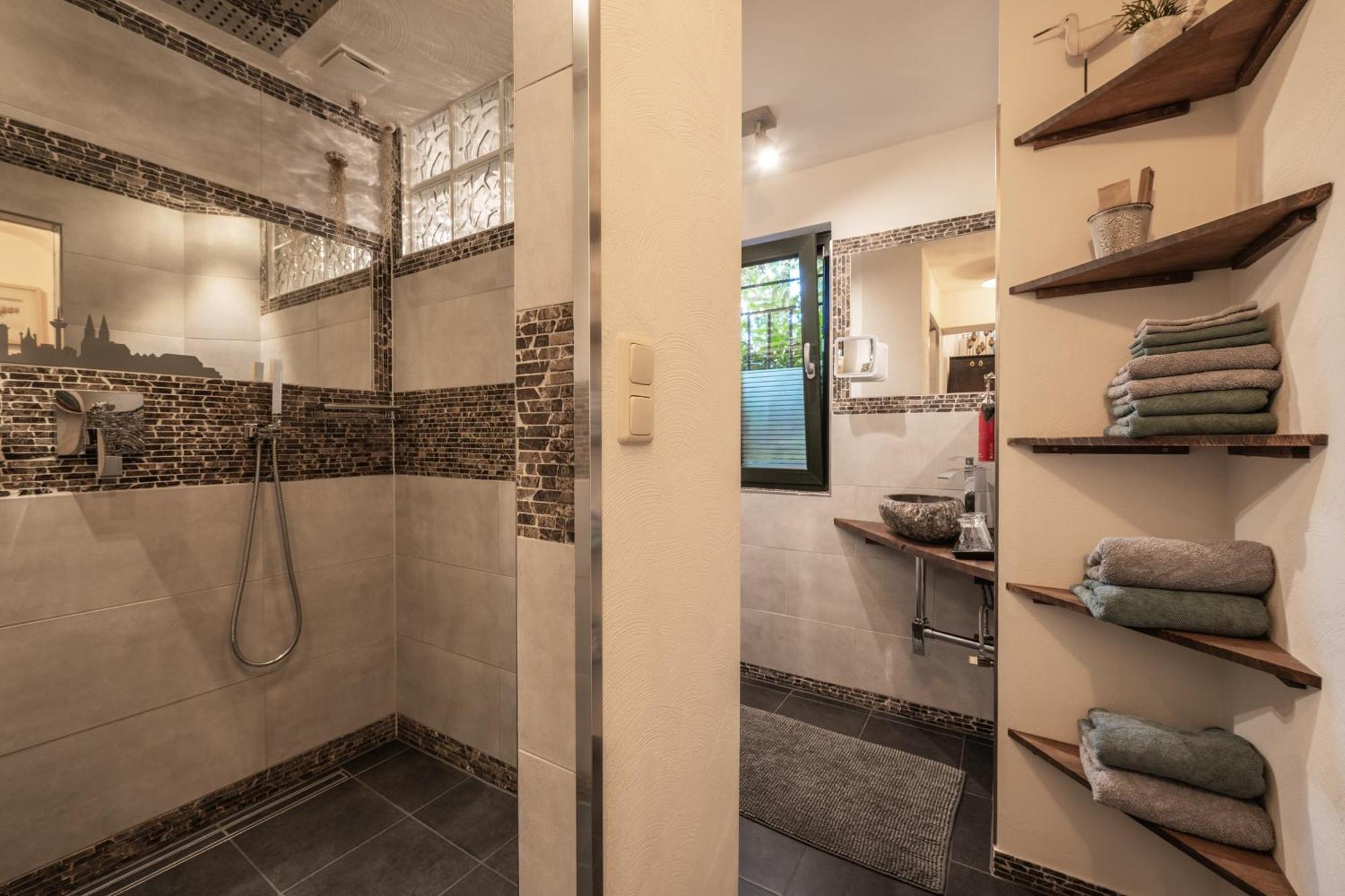 Boutique Apartments Benz I-Iii Bergisch Gladbach Eksteriør bilde