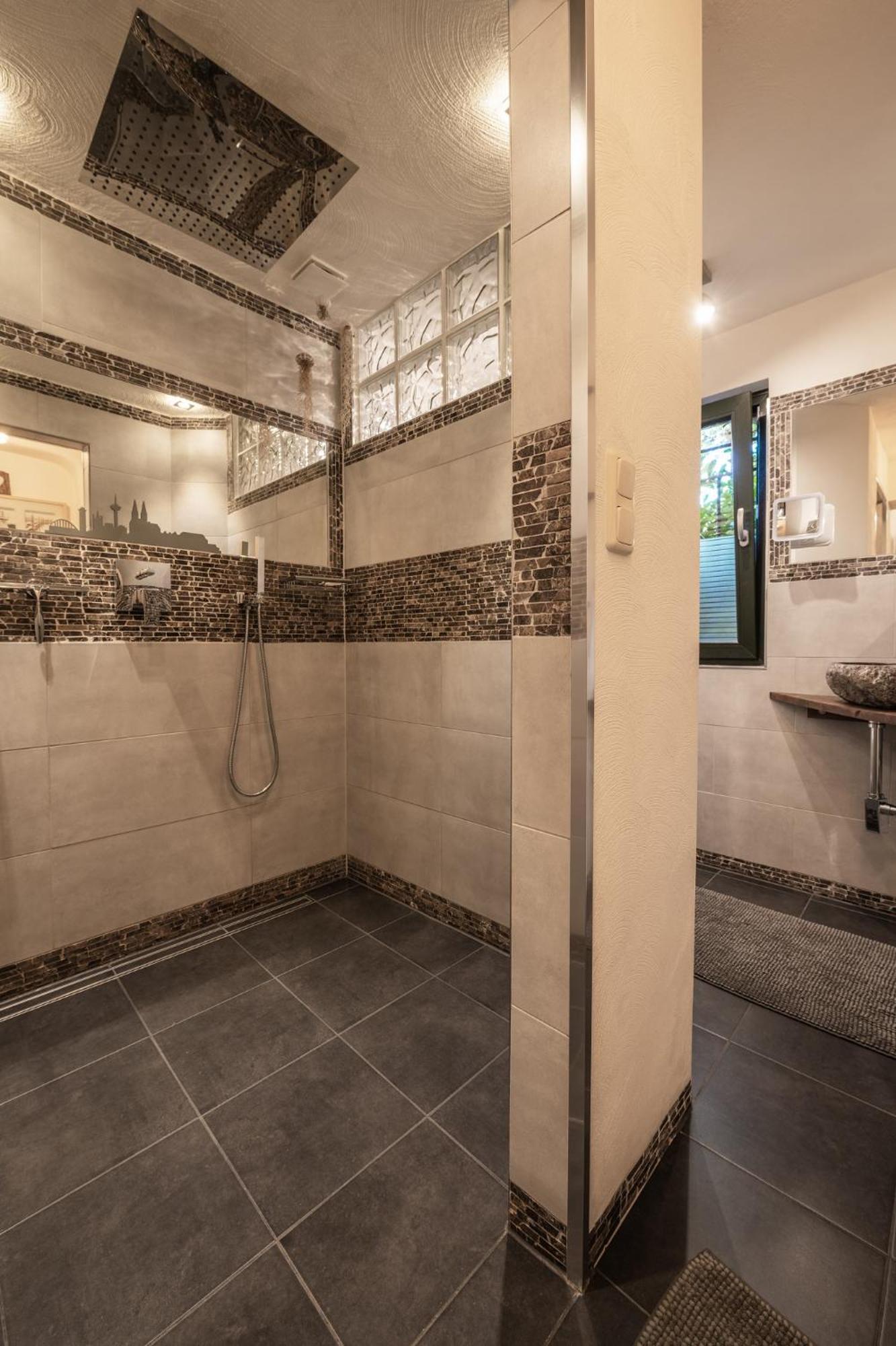 Boutique Apartments Benz I-Iii Bergisch Gladbach Eksteriør bilde